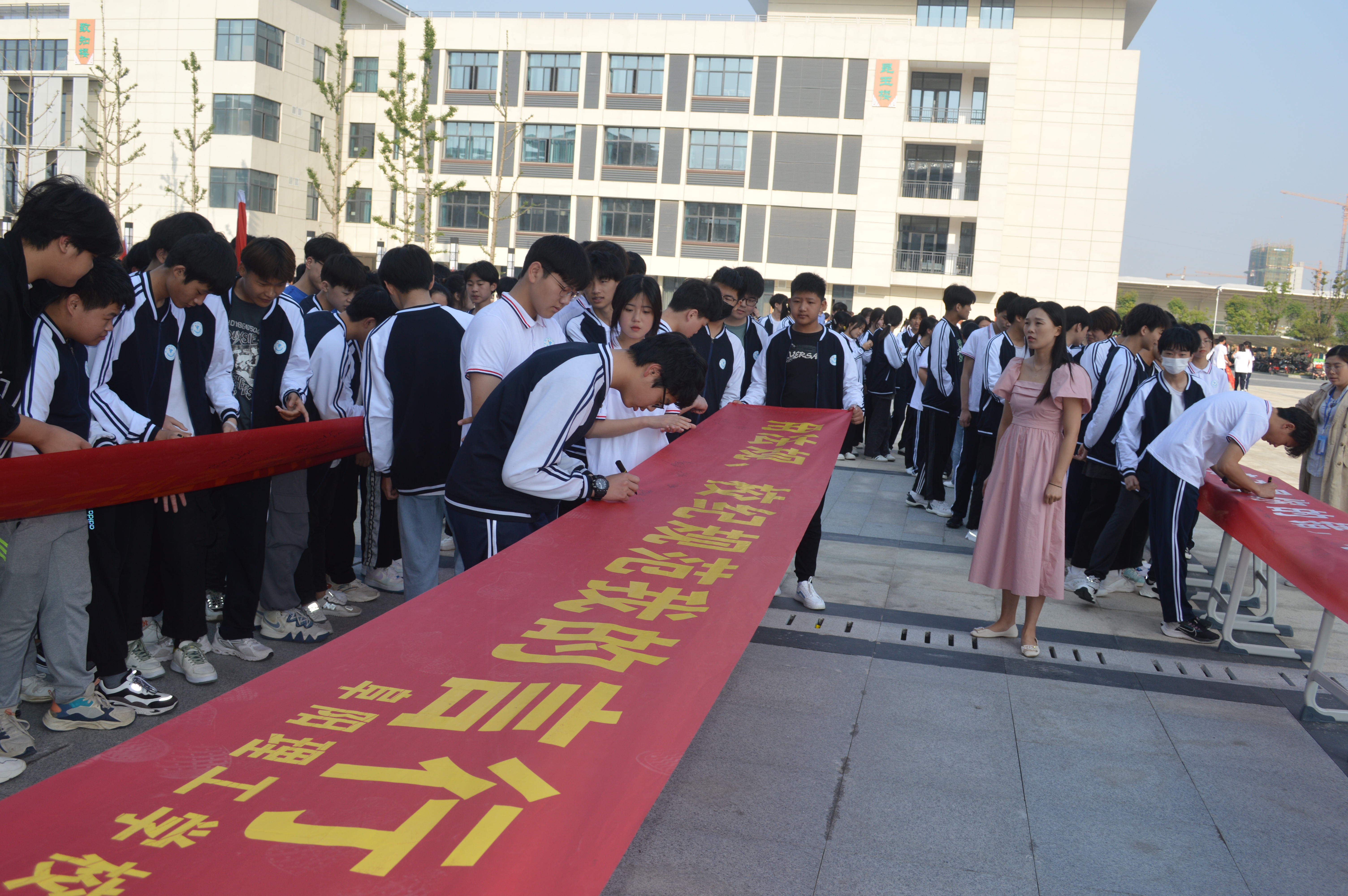 图片16.jpg 图片16.jpg